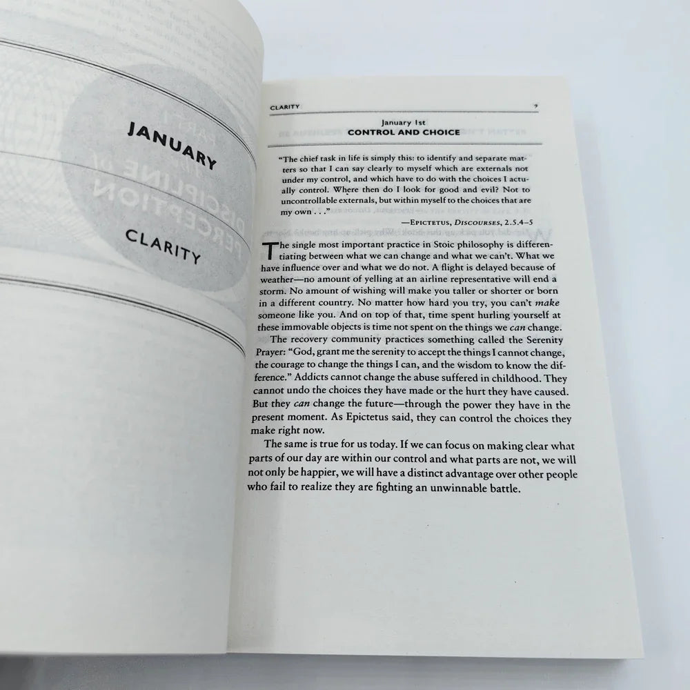 The Daily Stoic by Ryan Holiday 366 Meditations,on Wisdom Perseverance and the Art of Living Book Libros English book