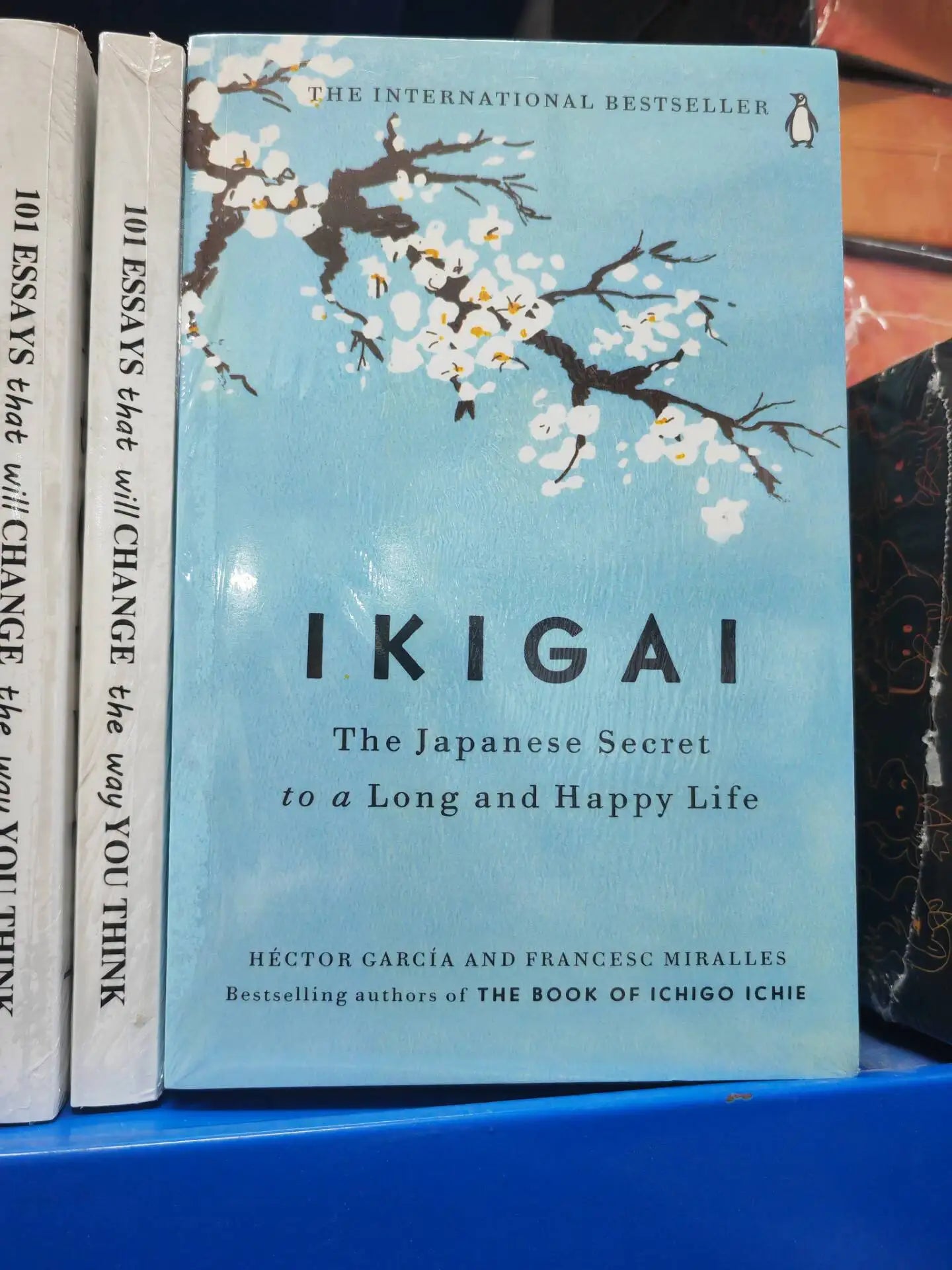 The Japanese Secret Philosophy For A Happy Healthy By Hector Garcia Book Rebuilding Happiness A Book About Hope Fiction libros