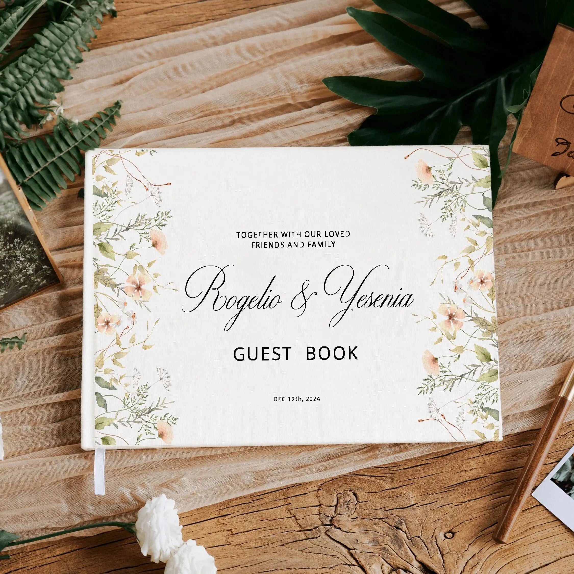 Personalized Wedding White Guest Book, Custom Elegant Mr and Mrs, Wedding Decoration, Message Book, Album Photo, Mariage Gifts